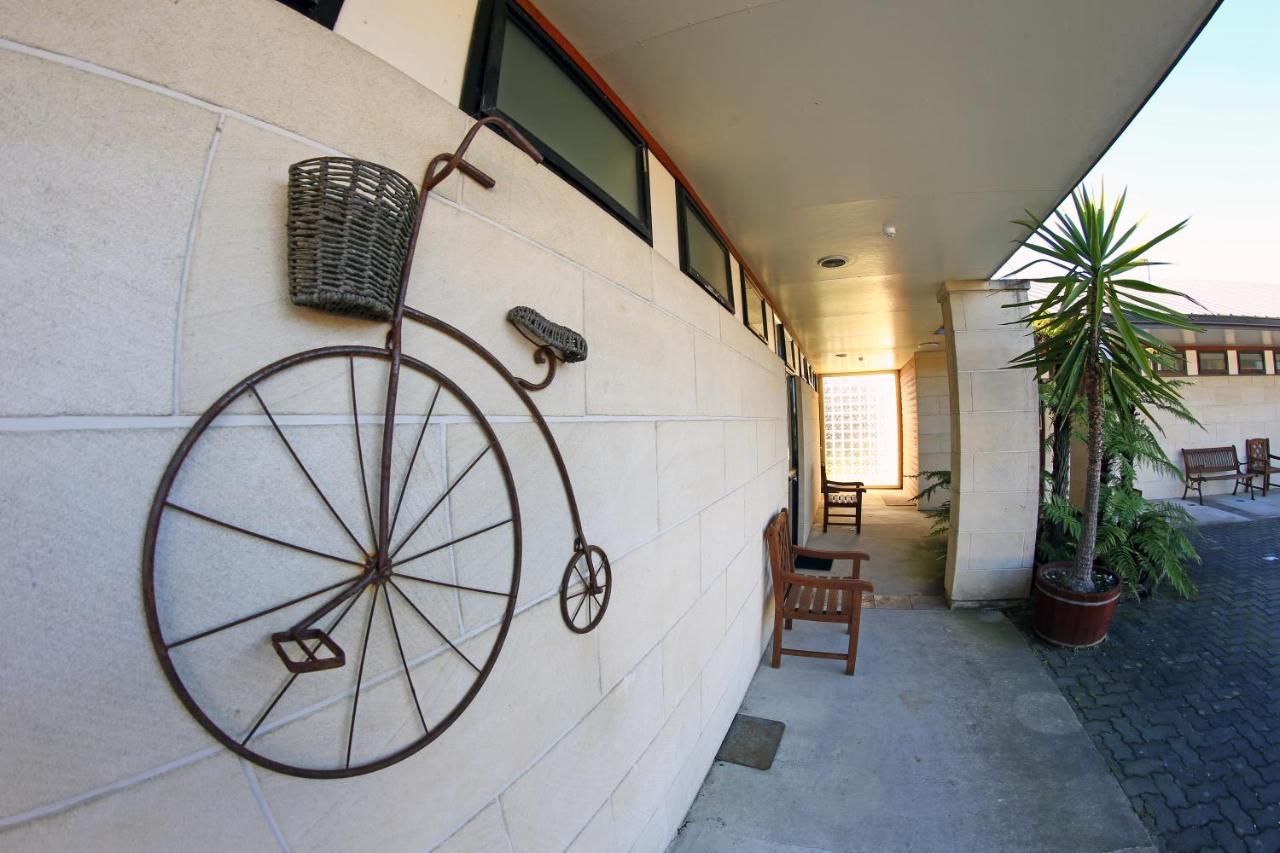 Heritage Court Lodge Oamaru Bagian luar foto